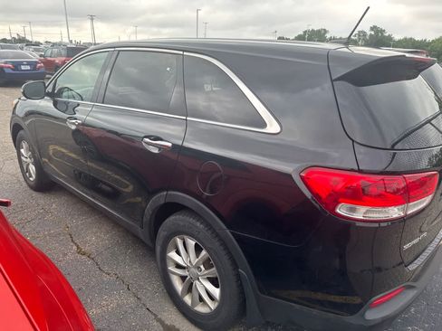Used 2018 Kia Sorento L FWD image 17
