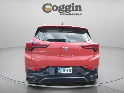 Used 2024 Buick Encore GX Sport Touring w/ Experience Buick Package image 4