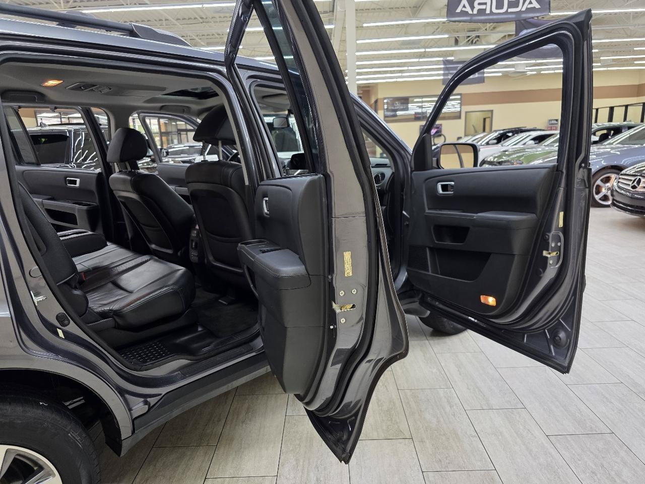 Used 2015 Honda Pilot Touring image 15