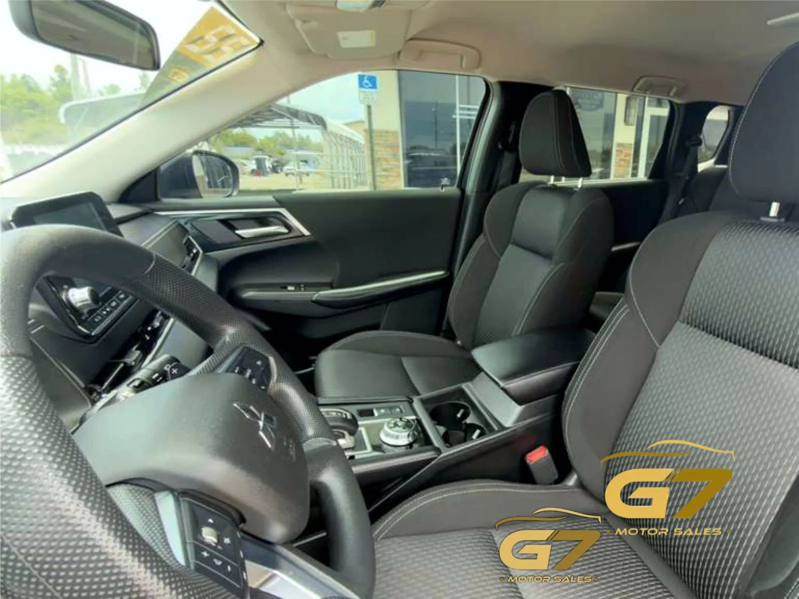 Used 2022 Mitsubishi Outlander ES FWD image 10
