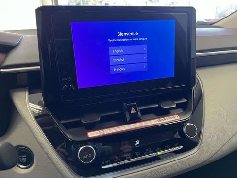 Used 2025 Toyota Corolla LE w/ Convenience Package image 22