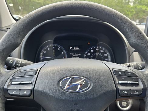 Used 2023 Hyundai Kona SEL w/ Cargo Package FWD image 21