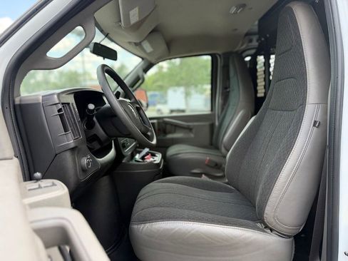 Certified 2024 Chevrolet Express 2500 w/ Driver Convenience Package RWD image 21