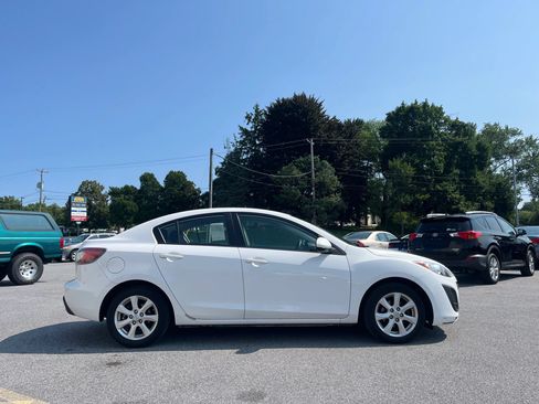 Used 2010 MAZDA MAZDA3 i Touring FWD image 26