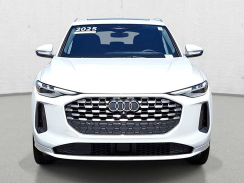 Certified 2025 Audi Q5 Premium Plus w/ Premium Plus AWD/4WD image 2