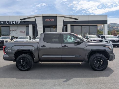 Used 2024 Toyota Tundra Platinum AWD/4WD image 6