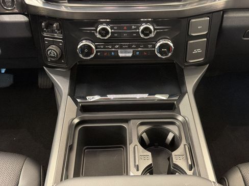 New 2026 Ford F250 Lariat AWD/4WD image 17