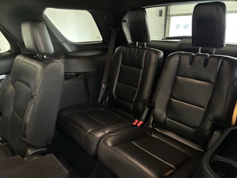 Used 2018 Ford Explorer Sport w/ Equipment Group 401A image 26