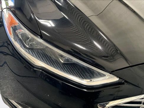 Used 2017 Ford Fusion Titanium FWD image 32