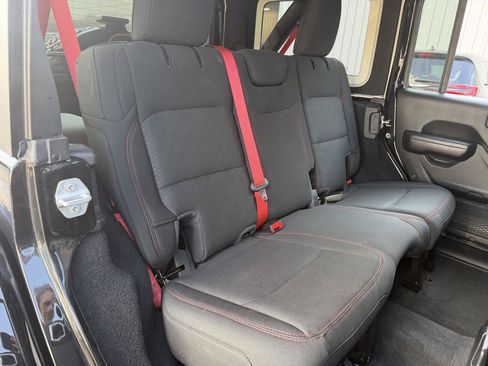 Used 2020 Jeep Wrangler Unlimited Rubicon w/ Quick Order Package 28Y Recon AWD/4WD image 20