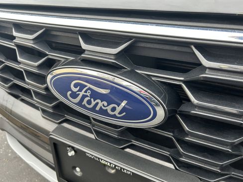 Used 2025 Ford Escape ST-Line image 32