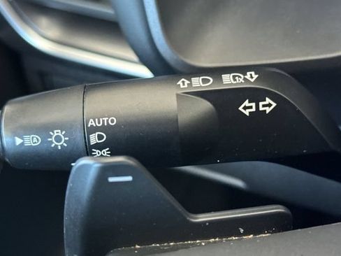Used 2024 Nissan Rogue SV AWD/4WD image 38