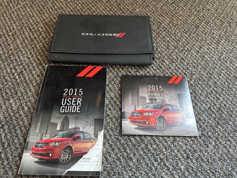 Used 2015 Dodge Grand Caravan SXT FWD image 22