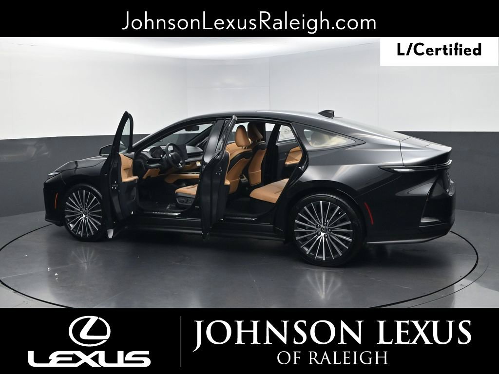 Certified 2026 Lexus ES 350e w/ Accessory Package (Z2) FWD image 37
