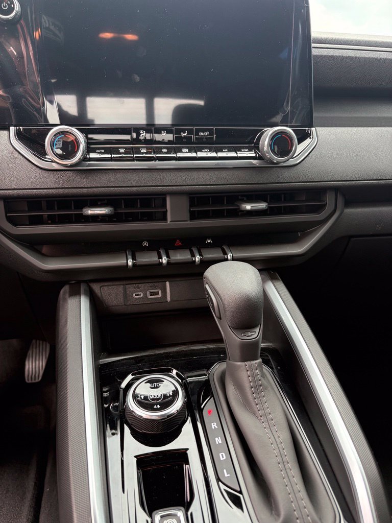 New 2026 Chevrolet Colorado Trail Boss AWD/4WD image 11