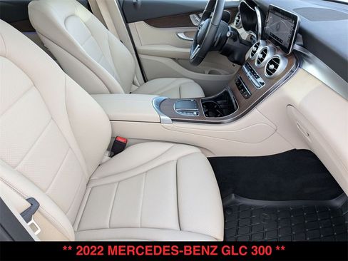 Certified 2022 Mercedes-Benz GLC 300 4MATIC image 29