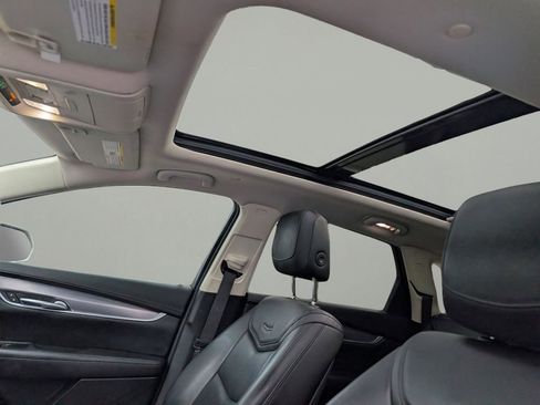 Used 2019 Cadillac XT5 Luxury image 18