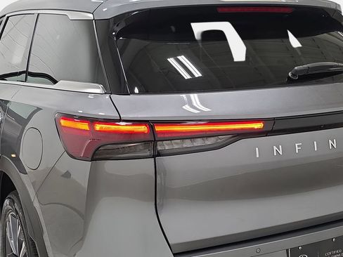 Certified 2026 INFINITI QX60 Luxe w/ Cargo Package AWD/4WD image 31