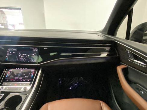 Used 2021 Audi Q7 2.0T Premium Plus w/ Premium Plus Package image 25