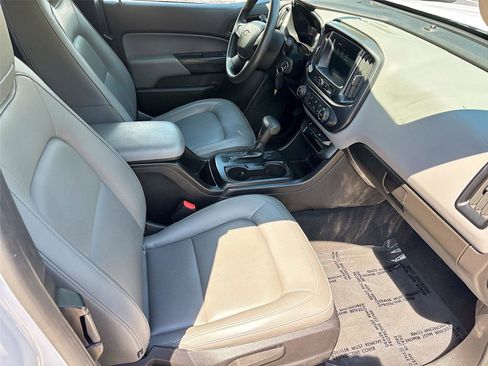 Used 2019 Chevrolet Colorado W/T RWD image 26