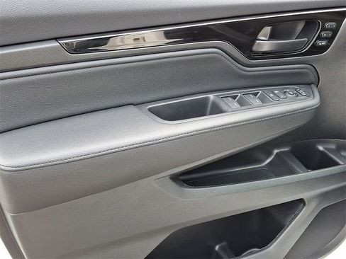 Certified 2025 Honda Odyssey Touring image 13