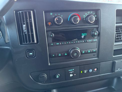 Used 2023 Chevrolet Express 3500 LS image 40