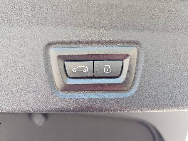 Used 2024 BMW i4 eDrive40 w/ M Sport Package RWD image 13