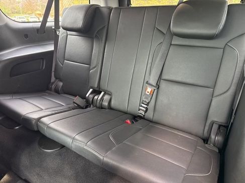 Used 2020 Chevrolet Suburban Premier image 24