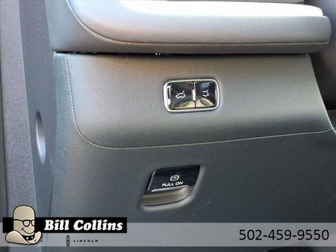 New 2025 Lincoln Navigator Reserve w/ Jet Appearance Package image 19