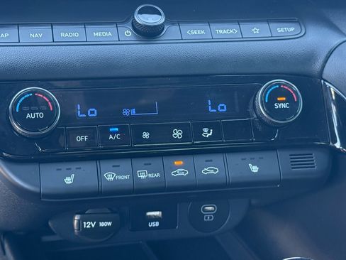 Used 2025 Hyundai Elantra N Base image 25