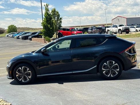 Used 2024 Kia EV6 Light AWD/4WD image 8
