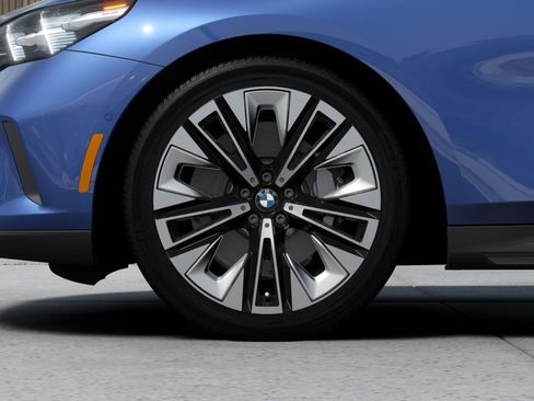 New 2027 BMW 530i xDrive AWD/4WD image 7