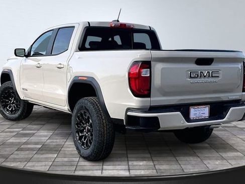 New 2026 GMC Canyon Elevation w/ Convenience Package RWD image 3