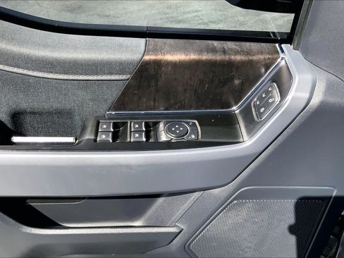 Used 2021 Ford F150 Lariat AWD/4WD image 32