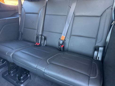 Used 2022 GMC Yukon Denali image 16