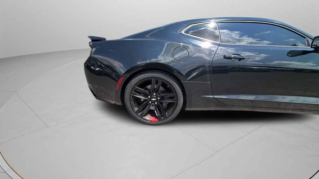 Used 2017 Chevrolet Camaro SS w/ Redline Edition RWD image 35