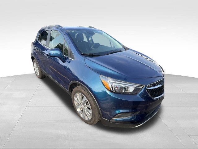 Used 2020 Buick Encore Preferred w/ Safety Package FWD image 2