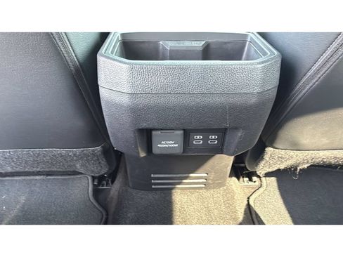 Used 2024 Toyota Tacoma TRD Off-Road w/ TRD Off Road Premium Package AWD/4WD image 32