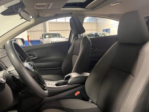 Used 2019 Honda HR-V EX image 22