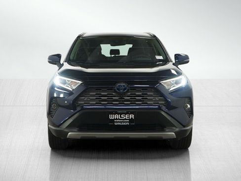 Used 2020 Toyota RAV4 Limited image 8