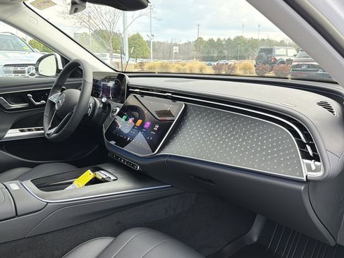 New 2026 Mercedes-Benz E 450 4MATIC Sedan image 21