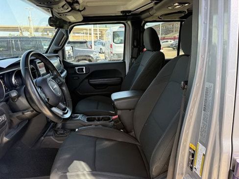 Used 2020 Jeep Wrangler Unlimited Sport AWD/4WD image 27