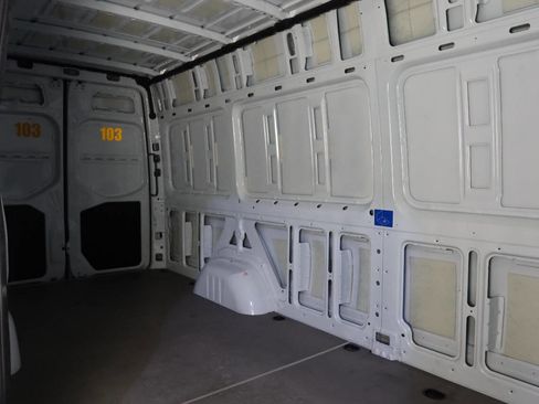 Used 2021 Mercedes-Benz Sprinter 2500 w/ Driver Convenience Package image 16