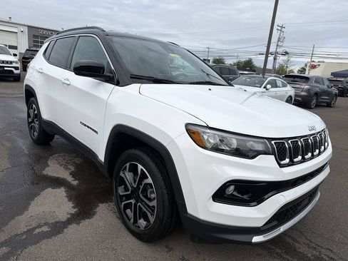 Used 2023 Jeep Compass Limited AWD/4WD image 7