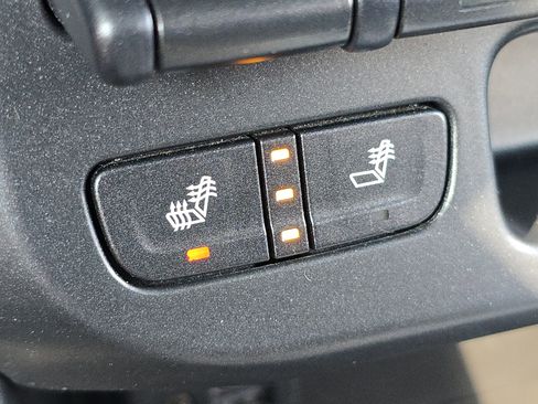 Used 2019 Chevrolet Colorado ZR2 image 11