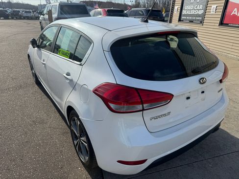 Used 2016 Kia Forte EX image 5
