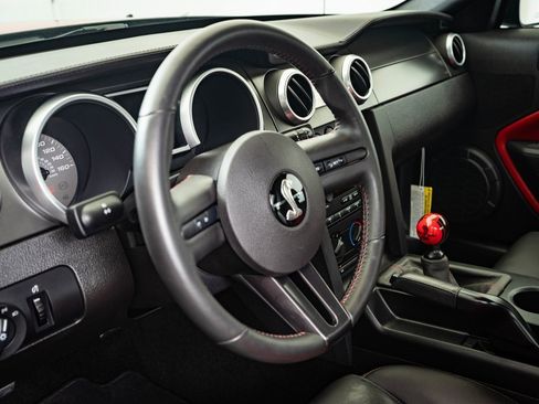 Used 2007 Ford Mustang Shelby GT500 image 4