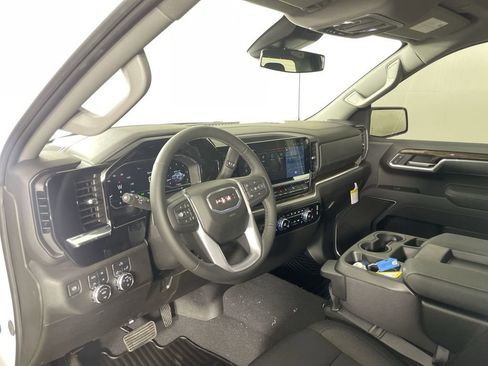 Used 2025 GMC Sierra 1500 Elevation w/ X31 Off-Road Package image 10