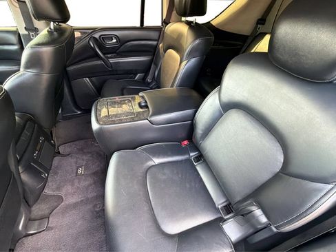 Used 2021 INFINITI QX80 Luxe RWD image 10