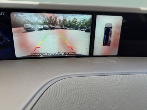 Used 2024 Lincoln Nautilus Premier w/ Equipment Group 102A image 29